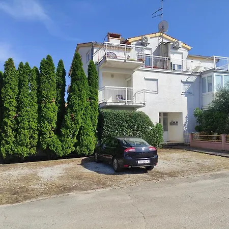 Apartment Apartman Zdenka